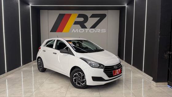 HYUNDAI HB20 1.0 COMFORT PLUS 12V FLEX 4P MANUAL HYUNDAI HB20 1.0 COMFORT PLUS 12V FLEX 4P MANUAL